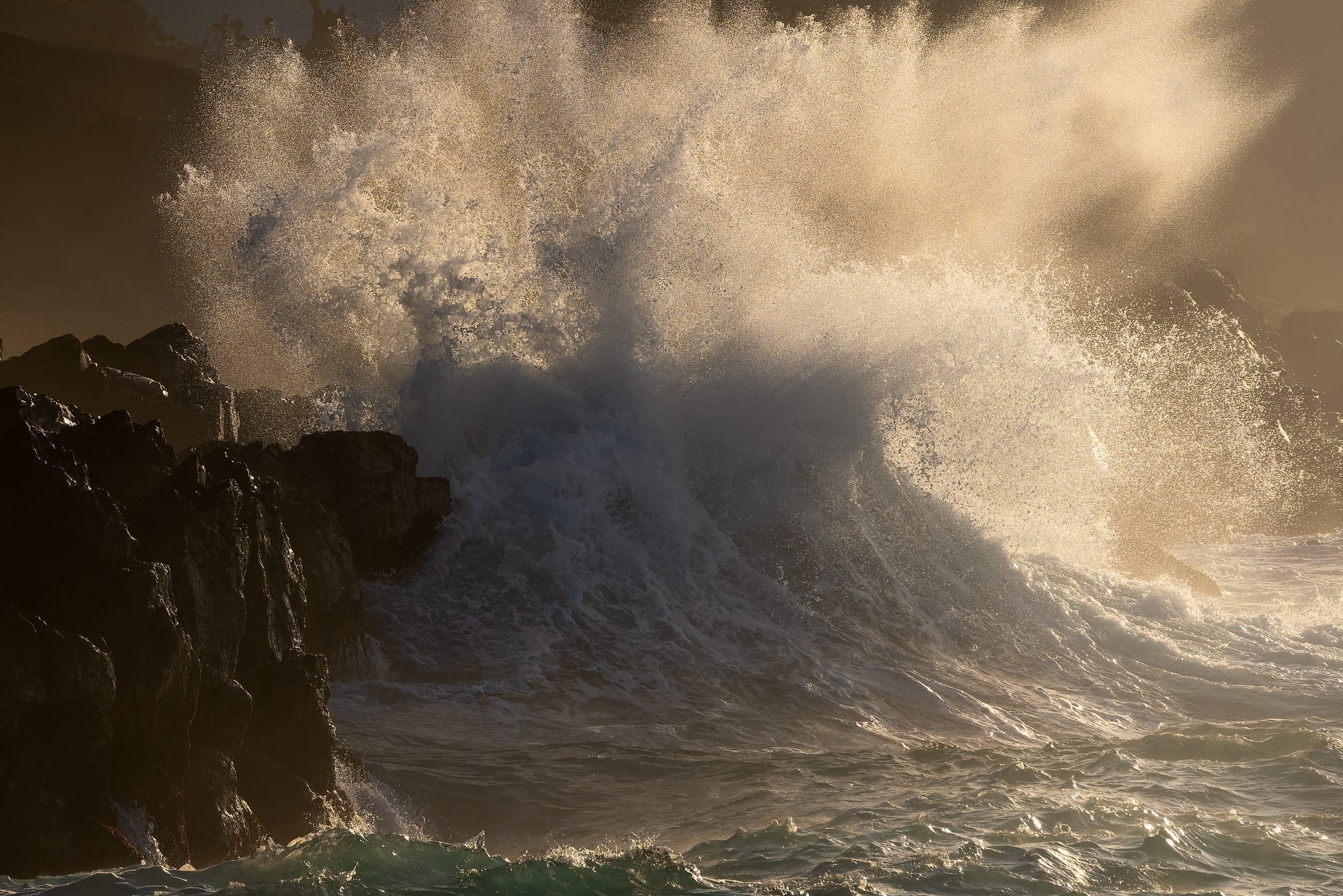 Towering Atlantic ocean wave about to break, Gran Canaria